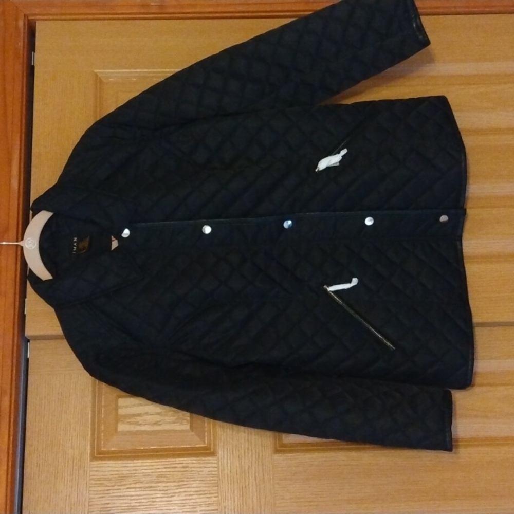 IMAN, NWOT 2 IN 1 BLACK QUILTED,LINED ZIP/SNAP JACKET/VEST .